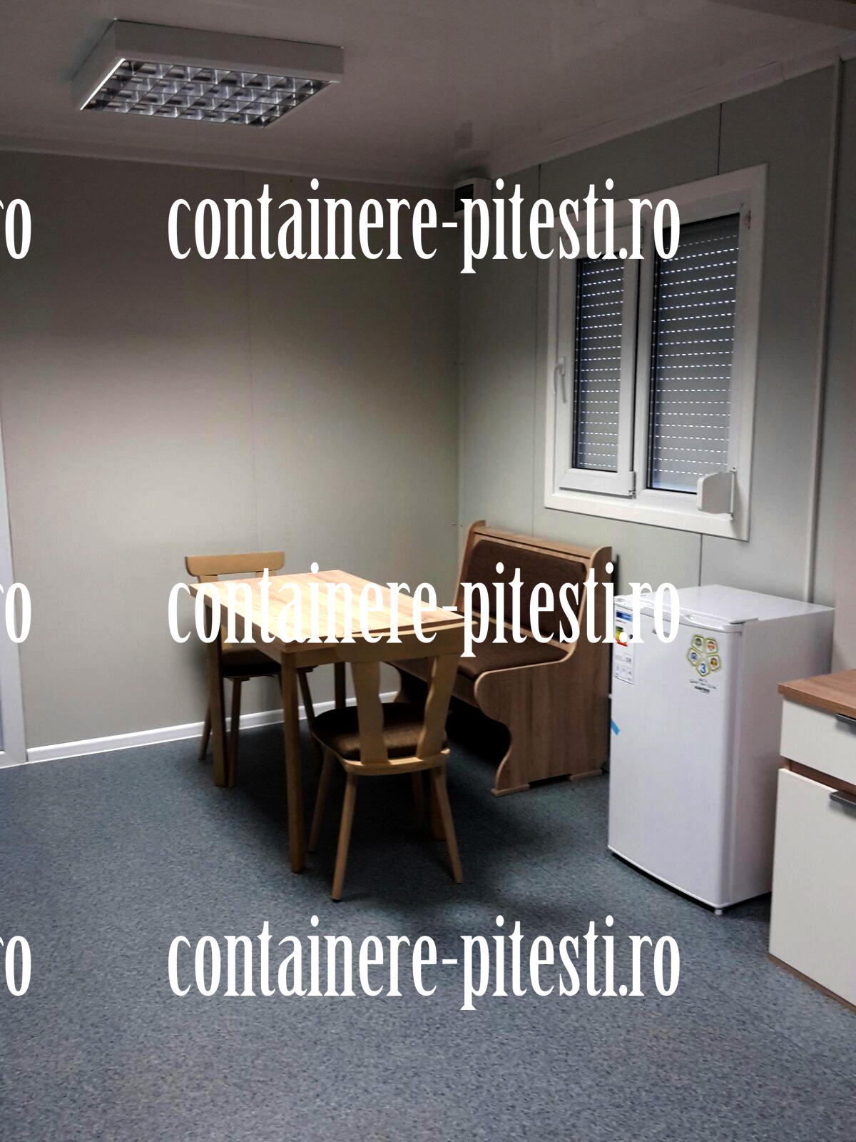 container pret Pitesti