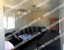 case container pret Pitesti